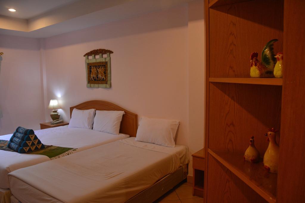 Seven Oaks Inn Jomtien Habitación foto